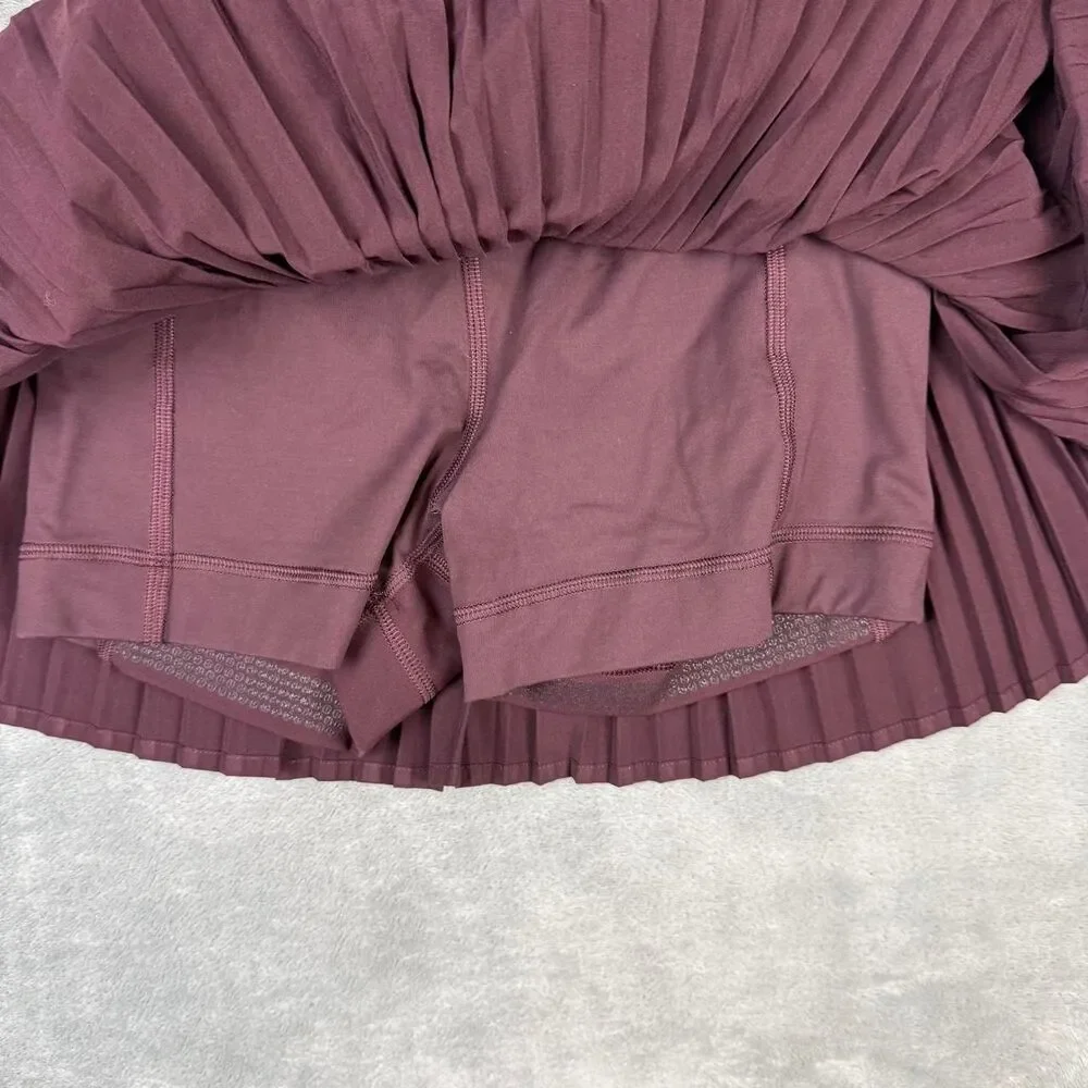 Lululemon Women's Burgundy and Purple Skirt